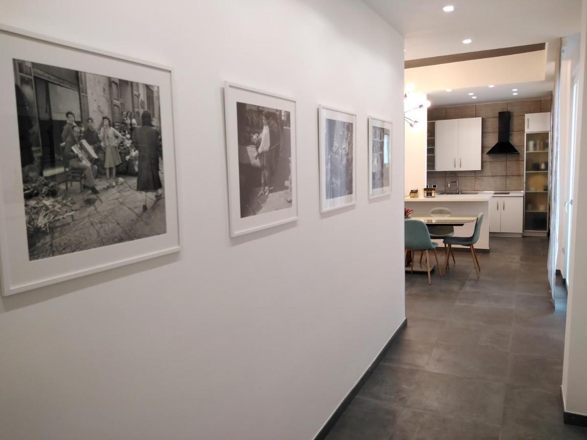 Delia Rooms & Gallery Napoli Exterior foto